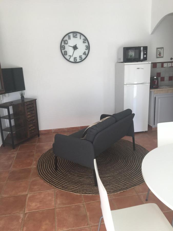 Gite 2 Pieces Au Calme Les Arcs-sur-Argens Buitenkant foto